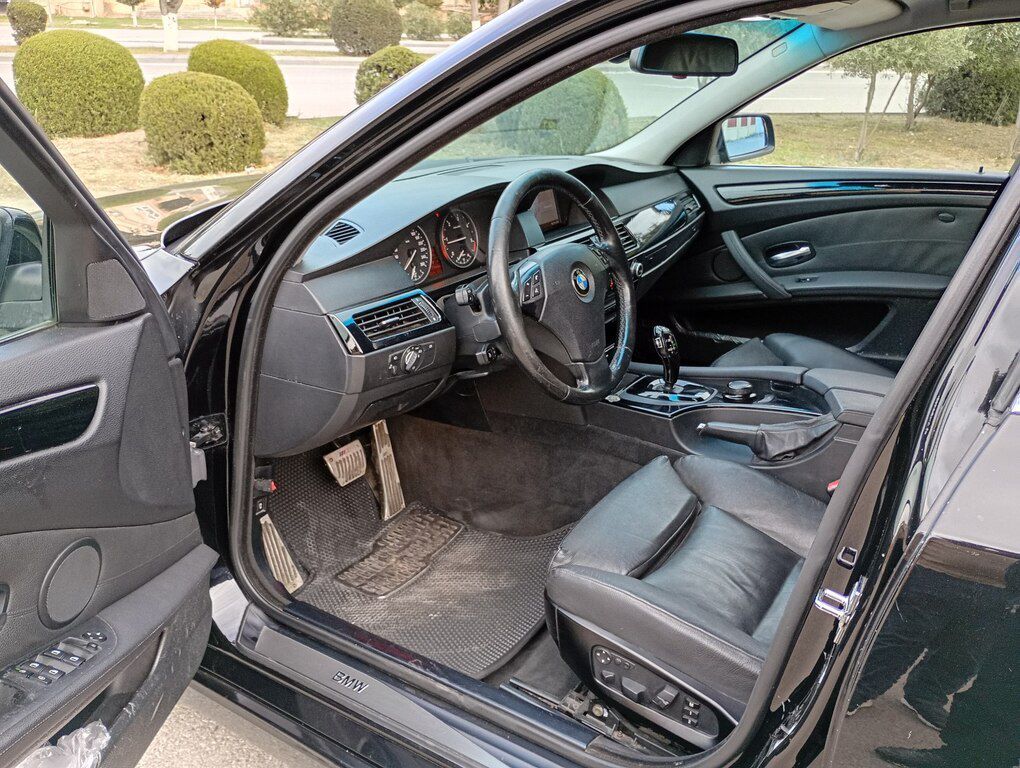 BMW 520, 2.0 L, 2007 il, 318 000 km 77-UR-950 — Avtomobillər, Sumqayıt (11)