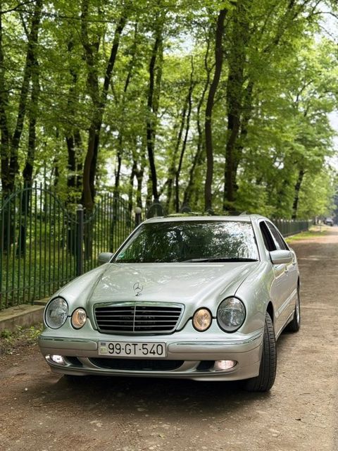 Mercedes E 220, 2.2 L, 2001 il, 402 000 km — 16 300 ₼ · Astara · Avtomobillər Mercedes E 220, 2.2 L, 2001 il, 402 000 km — Astara