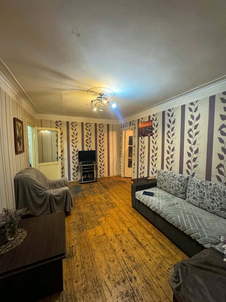 Satılır 2 otaqlı köhnə tikili 50 m² — Mənzil, Bakı (2)