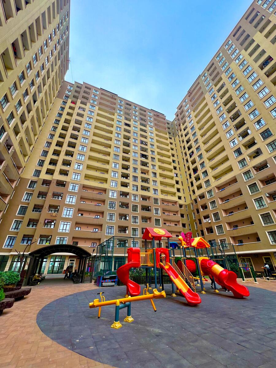 Satılır 3 otaqlı yeni tikili 100 m² — Mənzil, Bakı