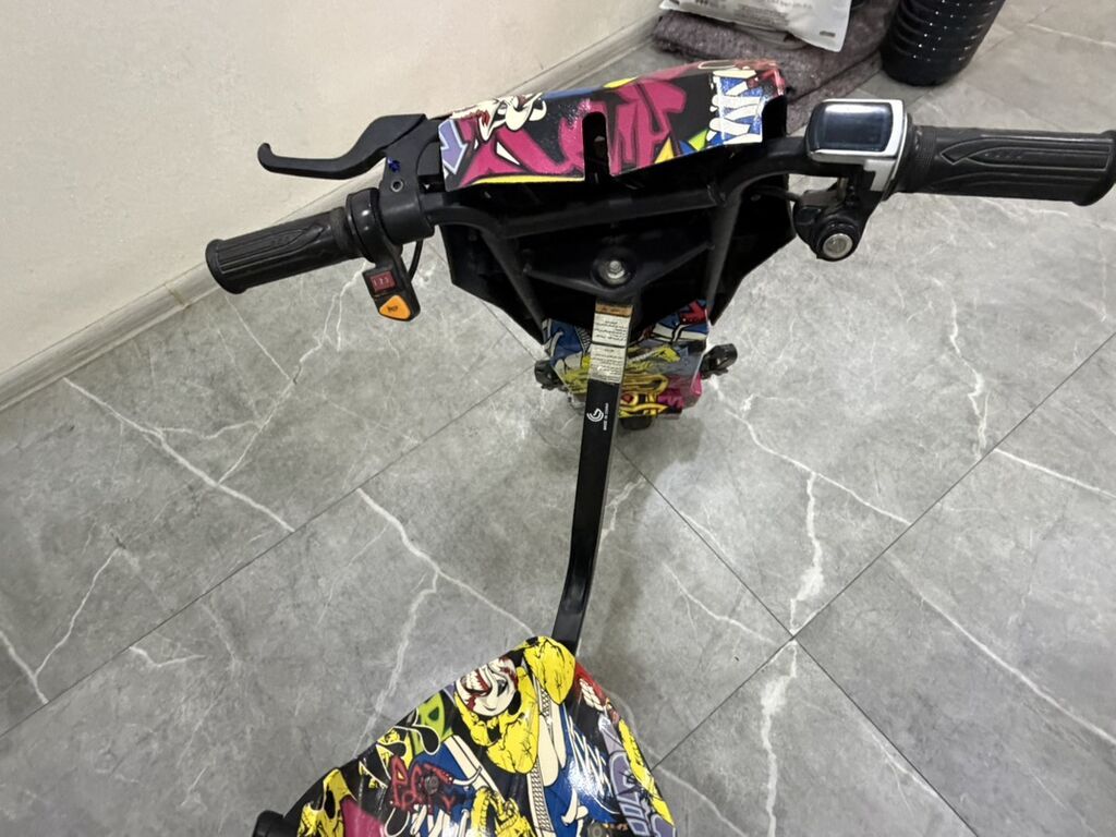 Elektrik drift skuter – oturacaqlı, 3 təkərli model - Rəngarəng — Uşaq avtomobilləri, Bakı (3)