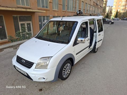 Ford Tourneo Connect, 1.8 L, 2013 il, 237 125 km — 12 900 ₼ · Bakı · Avtomobillər Ford Tourneo Connect, 1.8 L, 2013 il, 237 125 km — Bakı