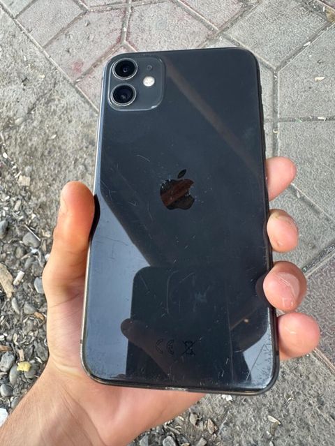 IPhone 11, 64 GB, Qara, Face ID — 250 ₼ · Bərdə · Apple iPhone IPhone 11, 64 GB, Qara, Face ID — Bərdə