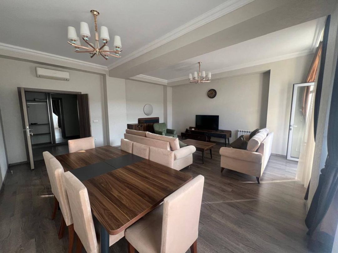 İcarəyə verilir 4 otaqlı yeni tikili 200 m² — Mənzil, Bakı (3)