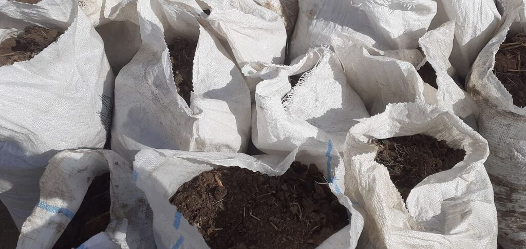 Temiz Hazir Yigilmis kiselerde Quru Peyin kisesi 3 m Cox alan olsa — Turba və gübrə, Qobu (6)