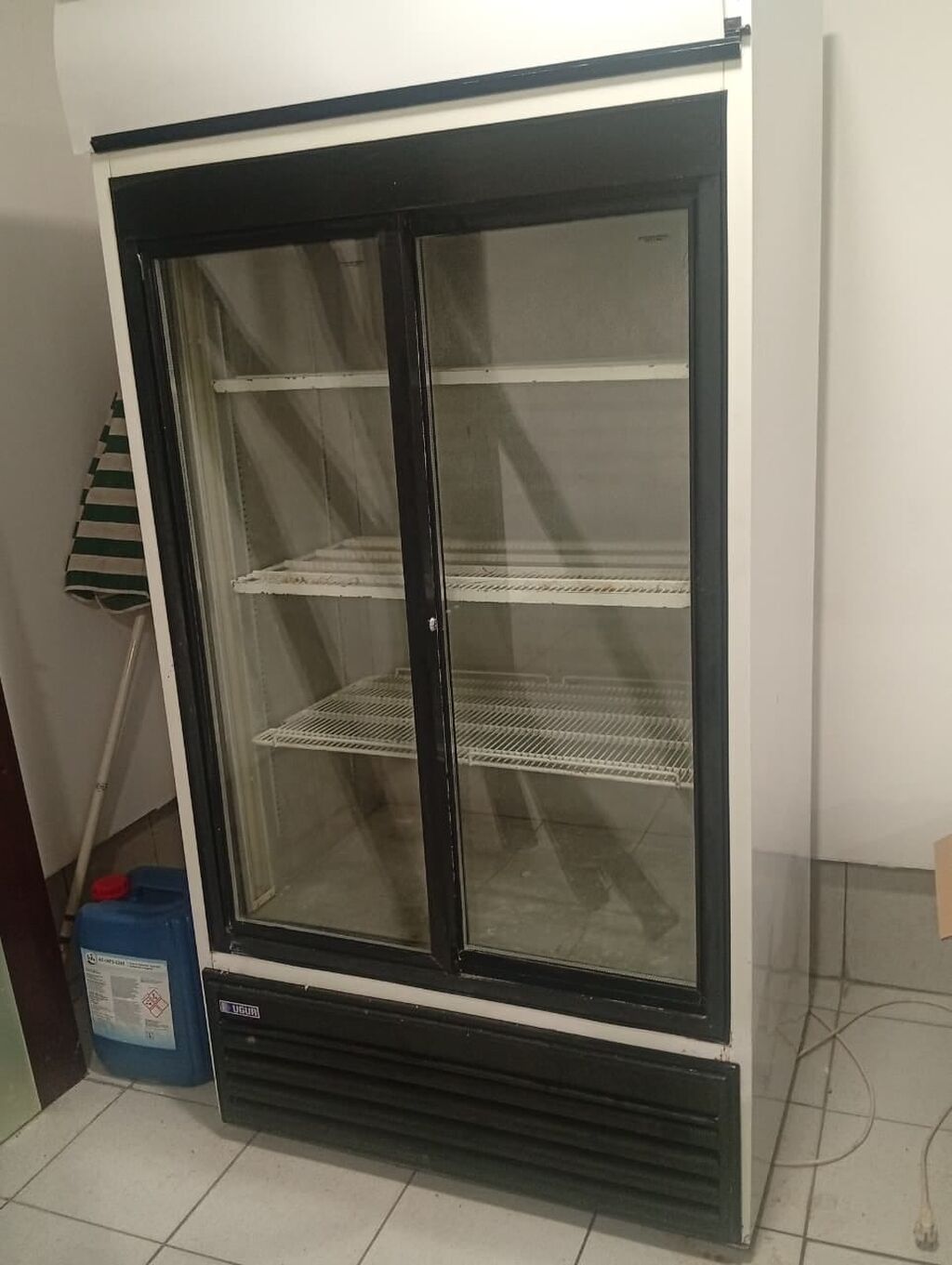 750₼ vitrin soyuducu 8mkr 7176 zeyno — Soyuducular, Digah