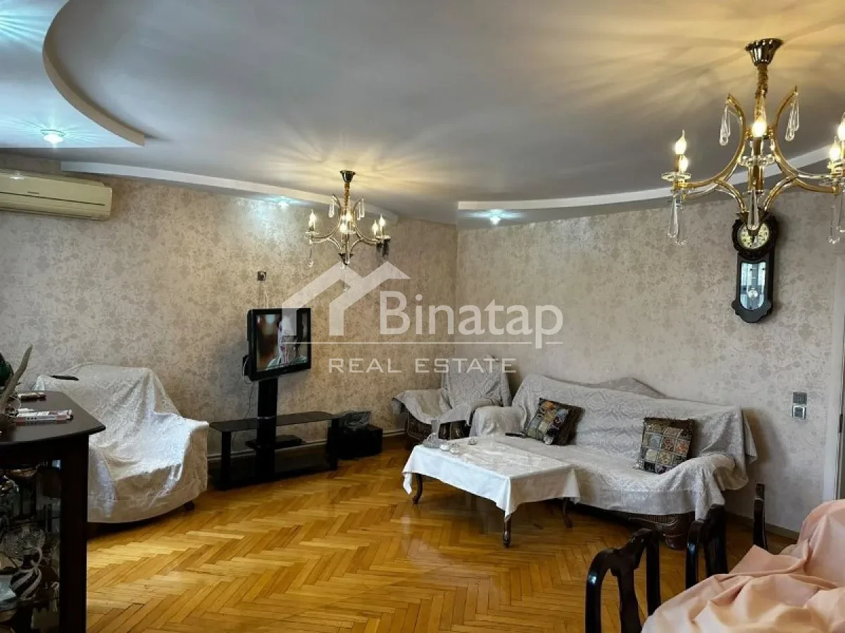 Satılır 3 otaqlı köhnə tikili 70 m², Elmlər Akademiyası metrosu, Yasamal rayonu — Mənzil, Bakı (2)