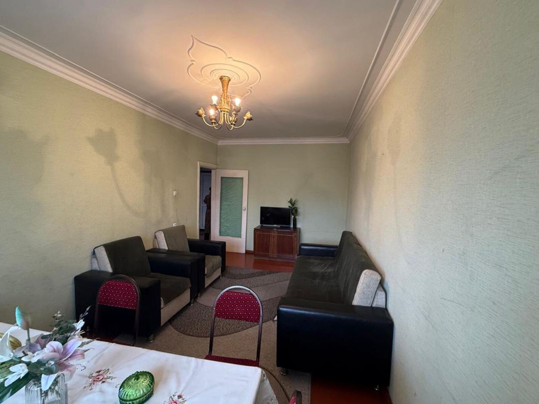 Satılır 4 otaqlı köhnə tikili 100 m² — Mənzil, Bakı (3)
