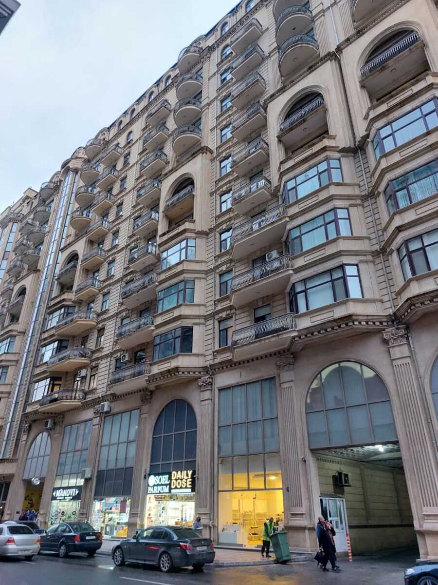 Satılır 4 otaqlı yeni tikili 258 m² — Mənzil, Bakı (6)