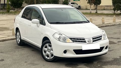 Nissan Tiida, 1.5 L, 2011 il, 78 000 km — Bakı