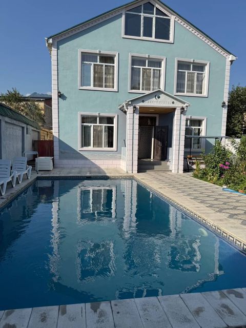 Həyət evi kirayə verilir, Qəbələ ş — Qəbələ