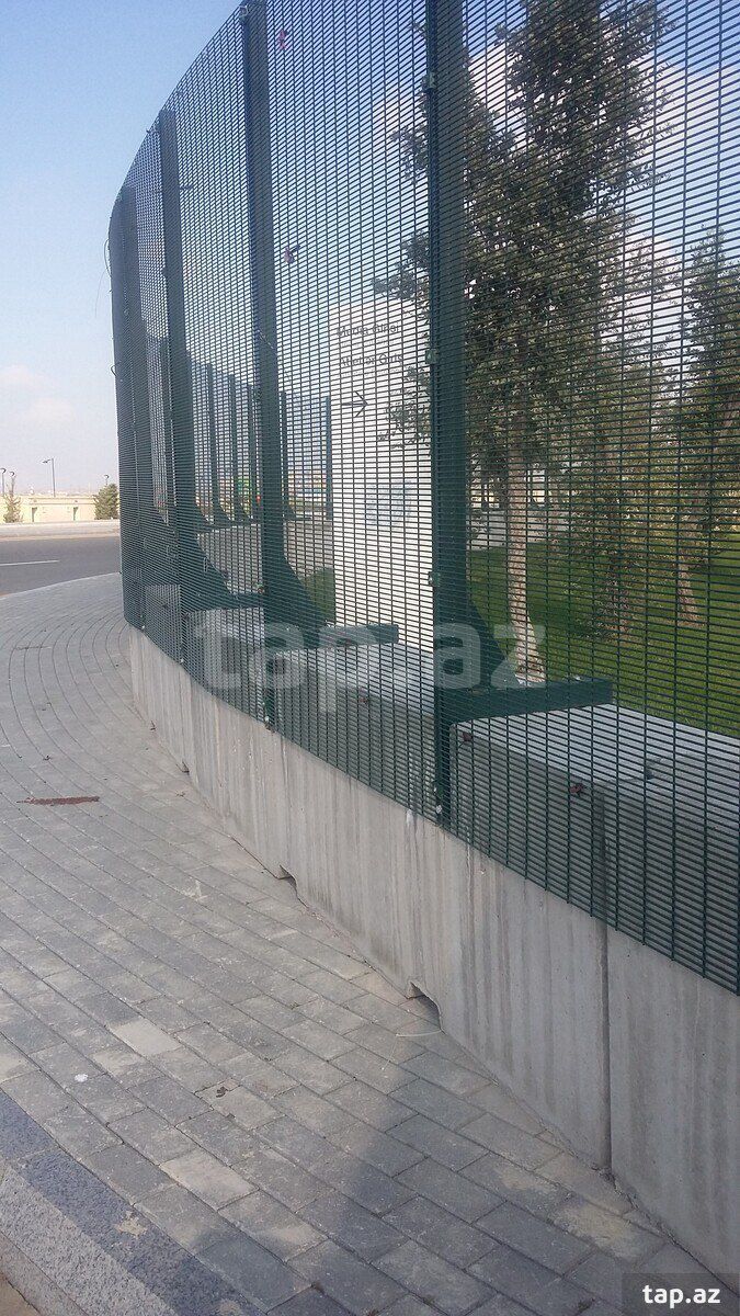 Beton bloklu ağır panel hasarların və darvazaların icarəsi — Fəliz məmulatı, Bakı (4)