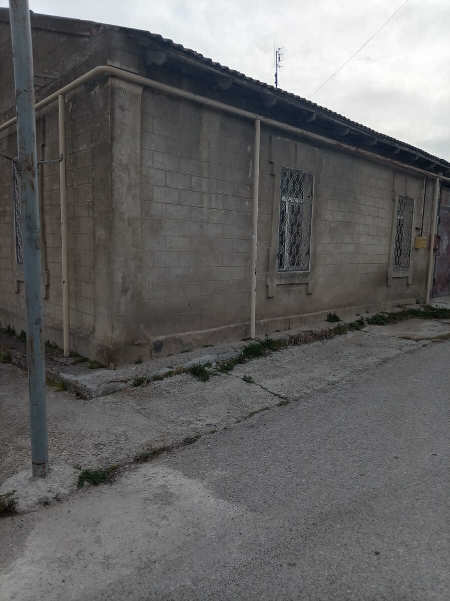 Satılır 3 otaqlı həyət evi/bağ evi 80 m² — Ev, villa, Bakı (2)