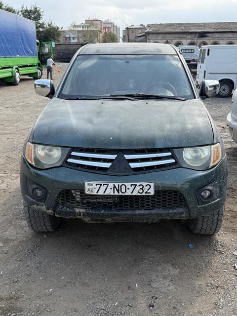 Mitsubishi L200, 2.5 L, 2008 il, 280 000 km — Bakı