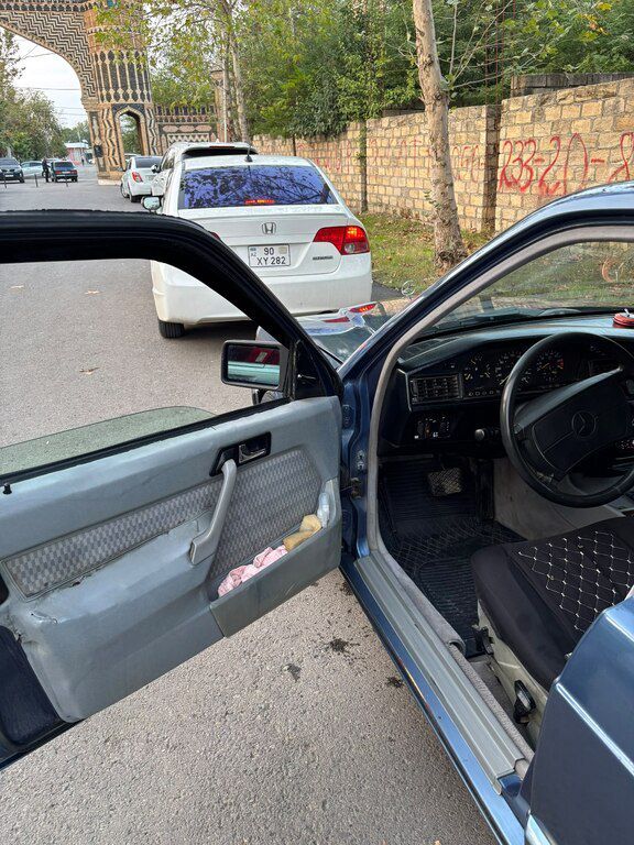 Mercedes 190, 2.0 L, 1990 il, 480 000 km 99-KA-628 — Avtomobillər, Cəlilabad (11)