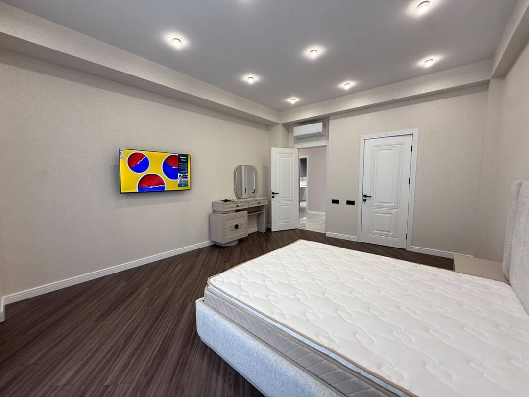 İcarəyə verilir 3 otaqlı yeni tikili 135 m² — Mənzil, Bakı (8)
