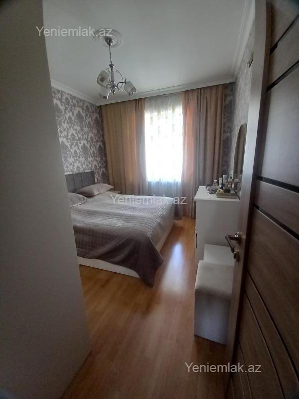 Satılır 2 otaqlı Bina evi menzil (Köhnə tikili), 58.7 m², 10-cu mikrorayon — Mənzil, Sumqayıt (8)