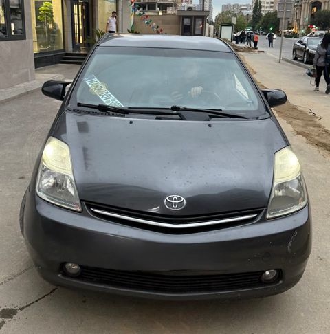 Toyota Prius, 1.5 L, 1.3 kWh, 2007 il, 319 000 km — 11 800 ₼ · Bakı · Avtomobillər Toyota Prius, 1.5 L, 1.3 kWh, 2007 il, 319 000 km — Bakı