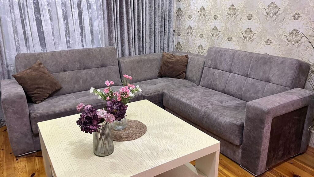 Endrim Divan 320 azn. Olcu 2.25/2.60 hər iki tərəf kitab kimi açılır — Divanlər, Digah