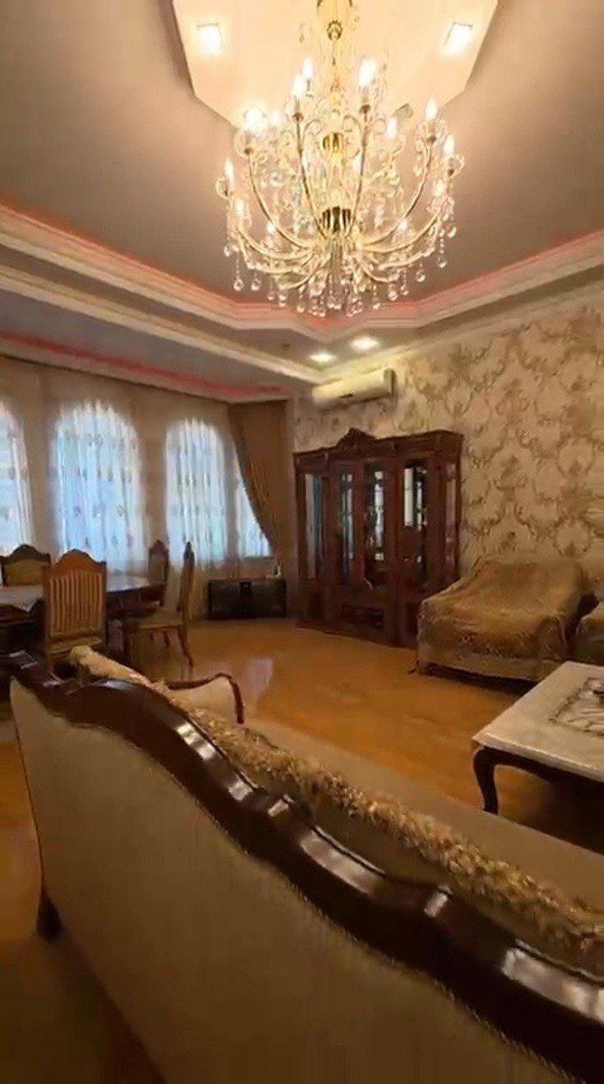 Satılır 12 otaqlı həyət evi/bağ evi 750 m² — Ev, villa, Bakı (10)