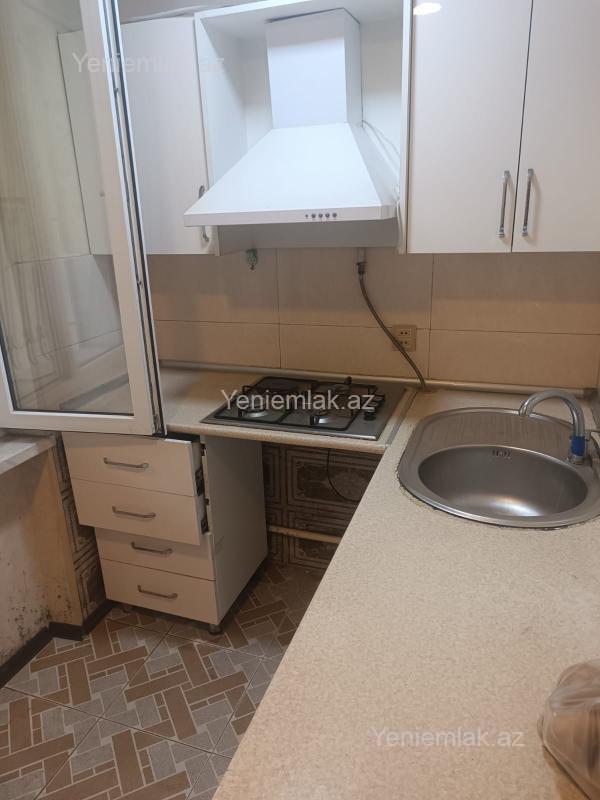 Satılır 3 otaqlı Bina evi menzil (Köhnə tikili), 80 m², 1-ci mikrorayon — Mənzil, Sumqayıt (8)