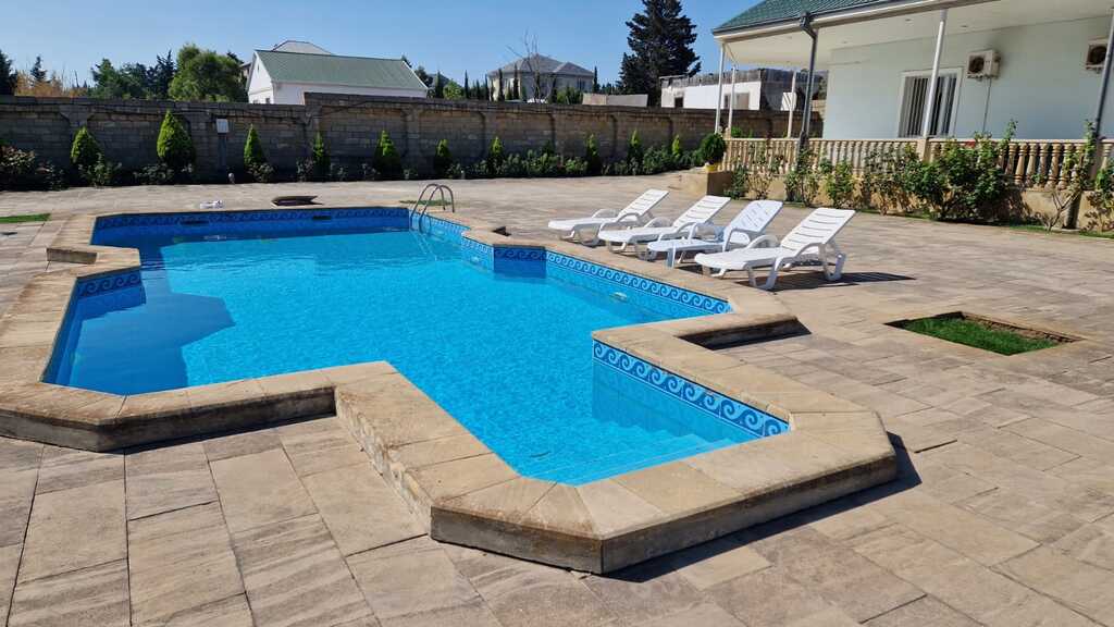 Satılır 4 otaqlı həyət evi/bağ evi 200 m² — Ev, villa, Bakı (3)