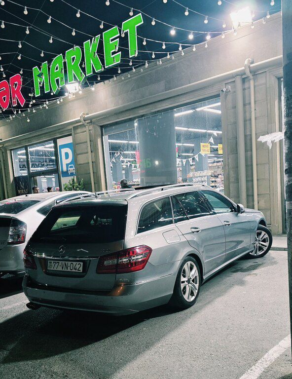 Mercedes E 250, 2.1 L, 2010 il, 270 270 km — Avtomobillər, Bakı (2)