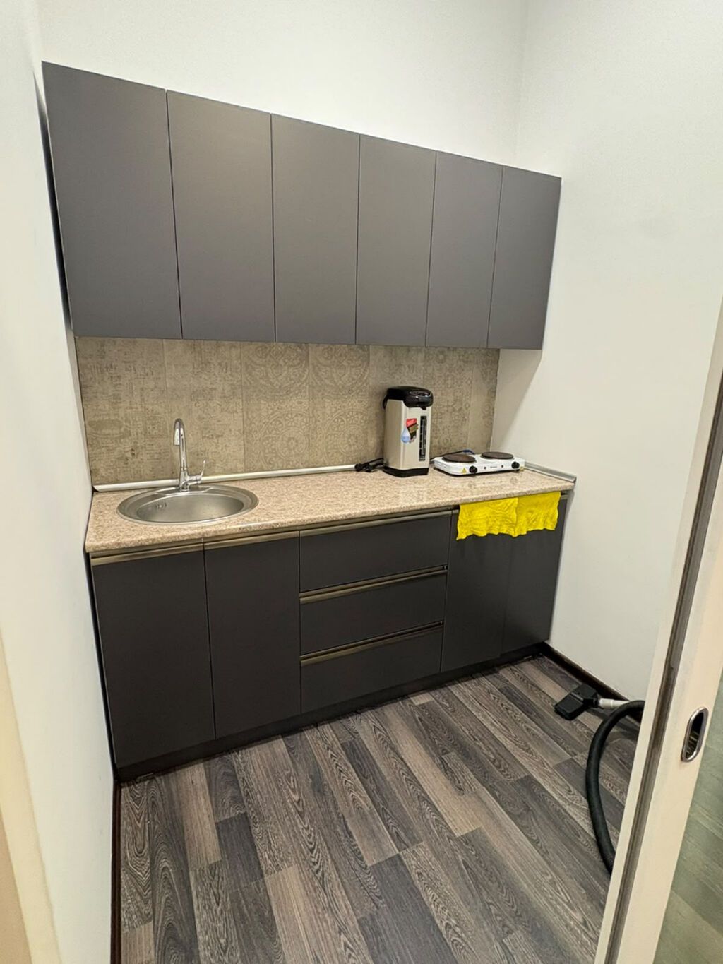 Nərimanovda, Təbriz Küçəsində "Estal" Binada 75 m² 3 Otaqlı Obyekt — Ofis, Bakı (6)