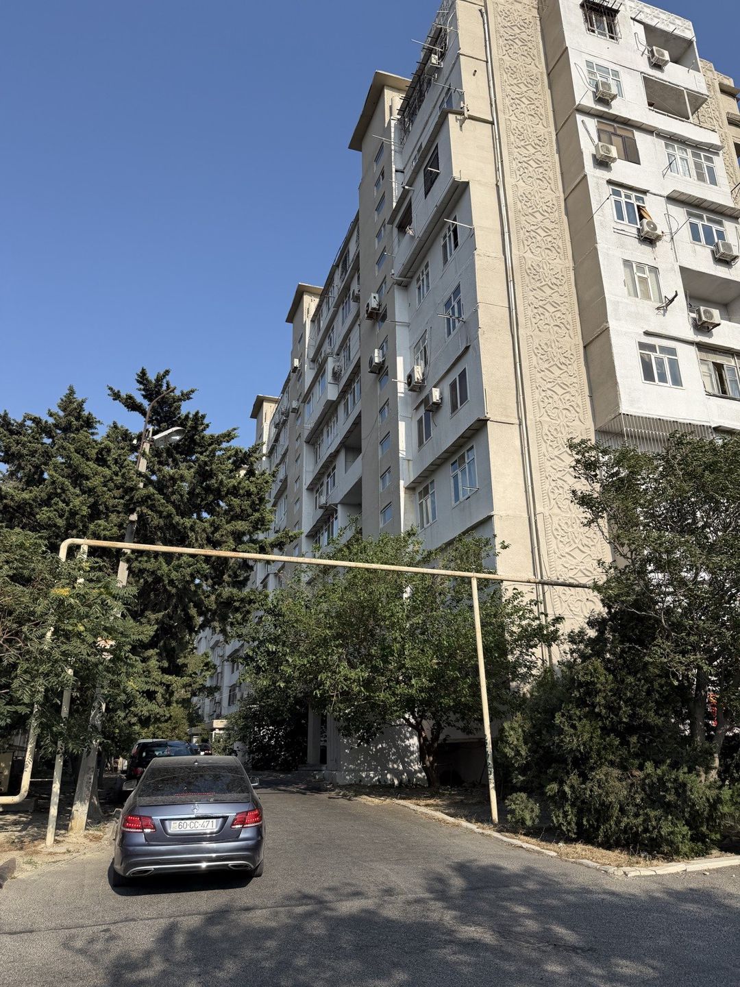 Satılır 4 otaqlı köhnə tikili 100 m² — Mənzil, Bakı (2)