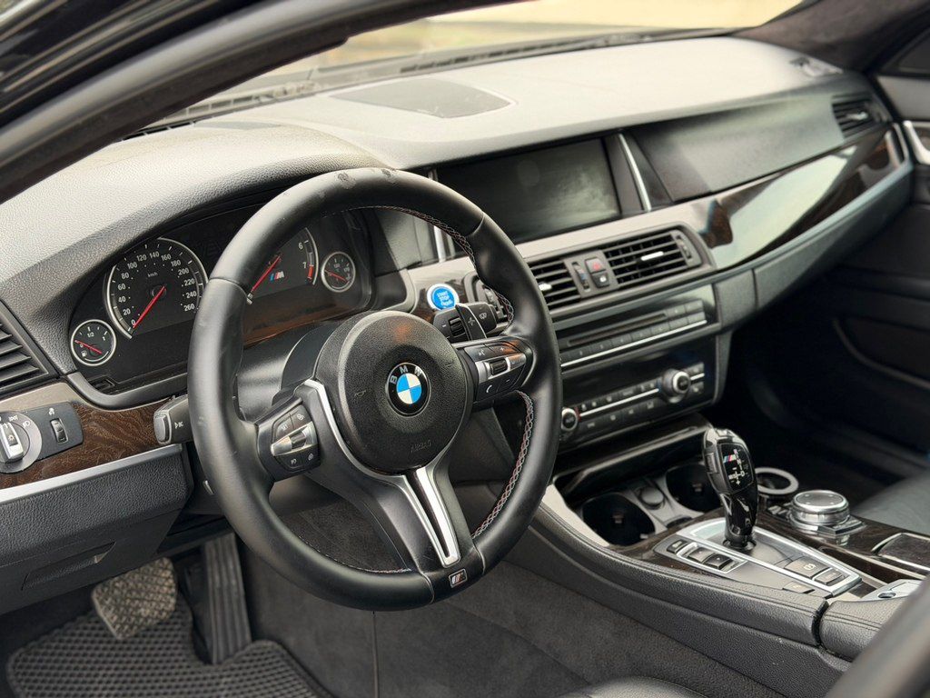 BMW 528, 2.0 L, 2015 il, 200 000 km — Avtomobillər, Bakı (11)