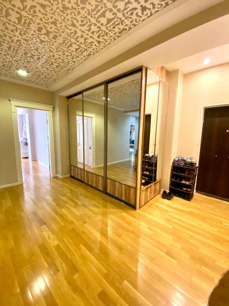 Satılır 3 otaqlı yeni tikili 135 m² — Mənzil, Bakı (10)