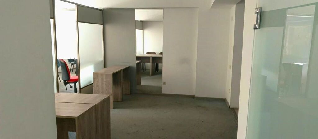 Ofis bütün əşyalarla (mebel və texnika ilə) birlikdə icarəyə verilir — Ofis, Bakı (4)