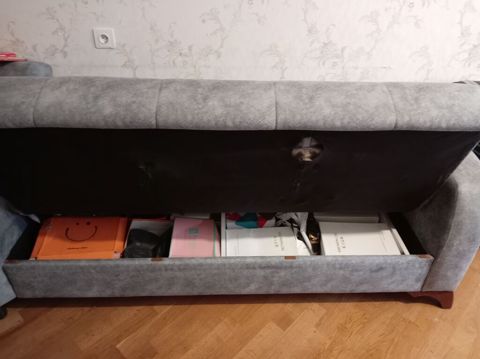 Künc divanı – çevrilən və sandıqlı - Forma: L-şəkilli künc divan — 300 ₼ · Bakı · Divanlər Künc divanı – çevrilən və sandıqlı - Forma: L-şəkilli künc divan — Bakı
