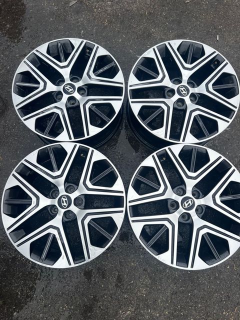 Hyundai diskləri R17 — 1 450 ₼ · Bakı · Ehtiyat hissələri və aksesuarlar Hyundai diskləri R17 — Bakı