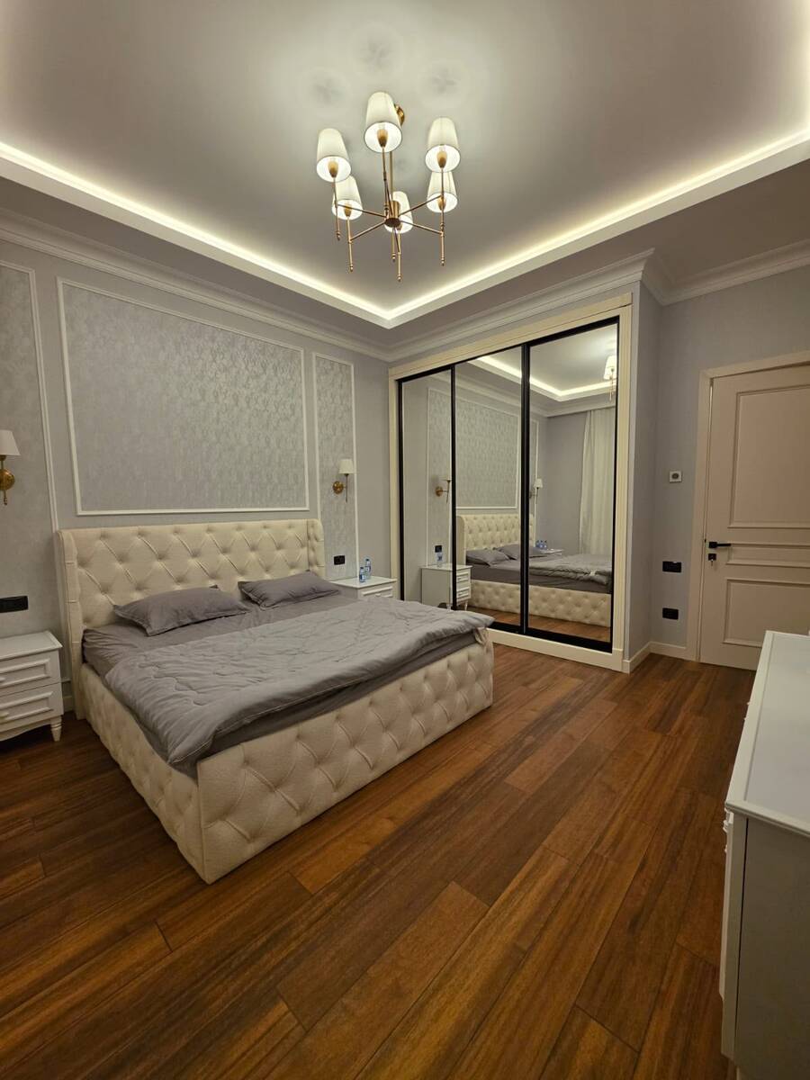 Satılır 4 otaqlı həyət evi/bağ evi 250 m² — Ev, villa, Bakı (4)