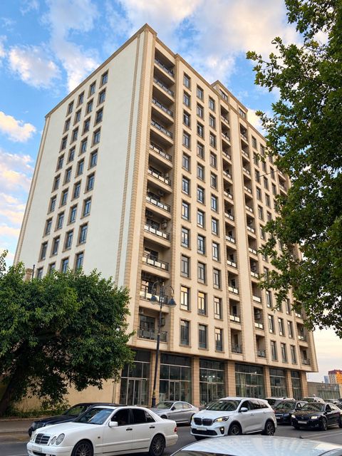 Satılır 3 otaqlı yeni tikili 123 m² — Bakı