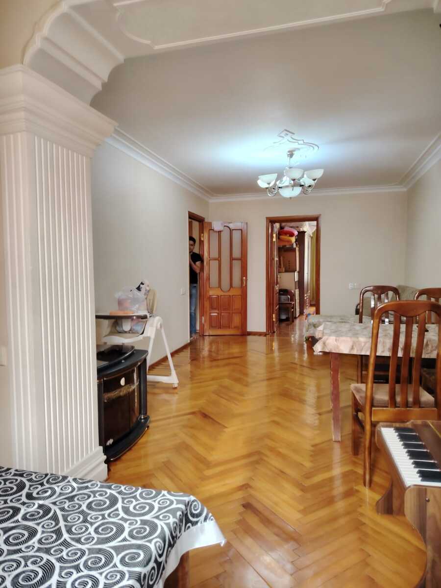 Satılır 3 otaqlı köhnə tikili 70 m² — Mənzil, Bakı (2)