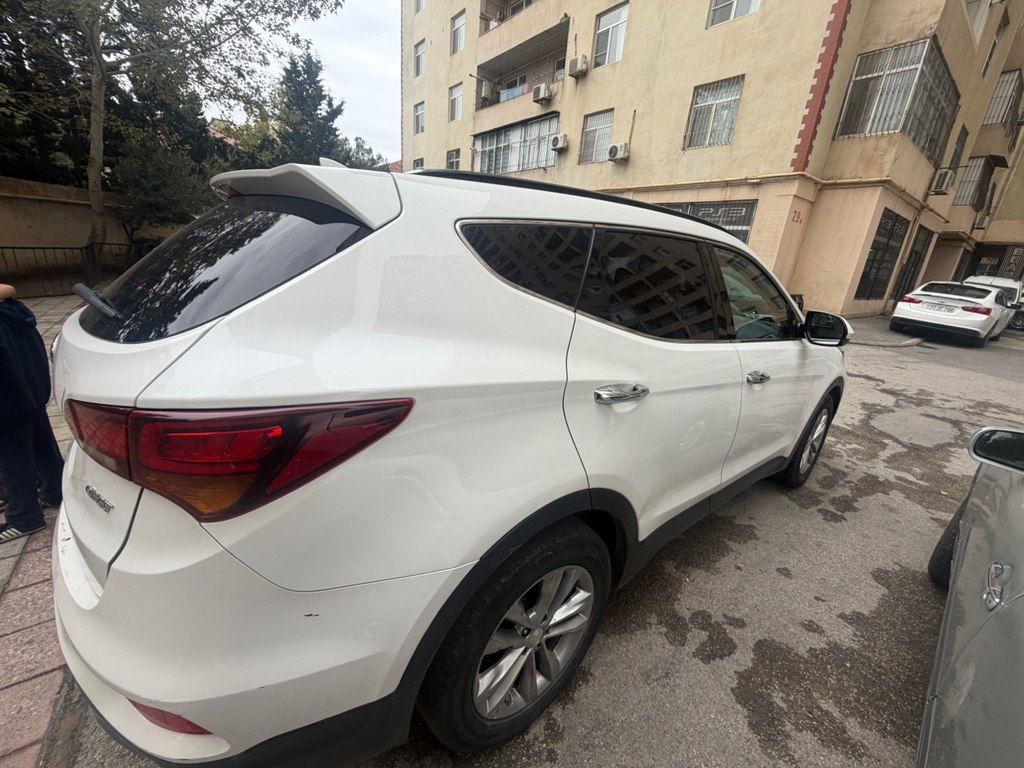 Hyundai Santa Fe, 2.0 L, 2017 il, 205 023 km 77-SE-106 — Avtomobillər, Bakı (4)