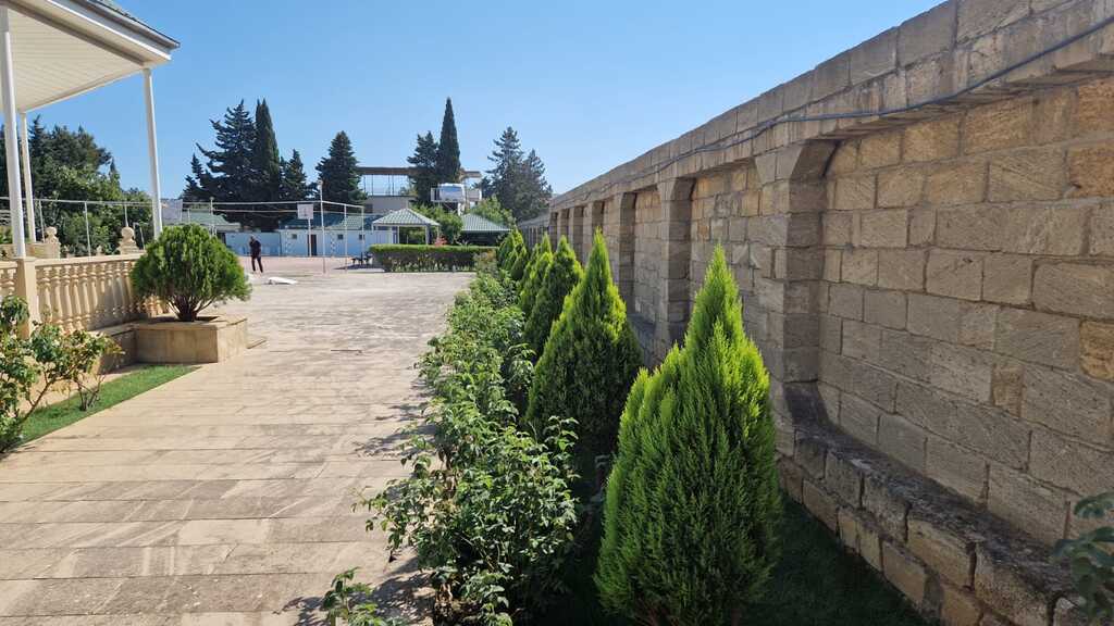 Satılır 4 otaqlı həyət evi/bağ evi 200 m² — Ev, villa, Bakı (10)