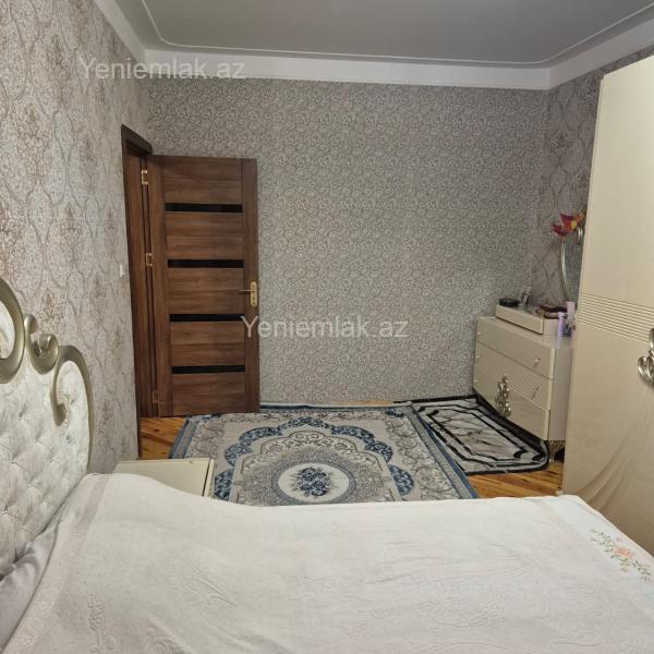 Satılır 5 otaqlı Bina evi menzil (Köhnə tikili), 96 m², 10-cu mikrorayon — Mənzil, Sumqayıt (9)