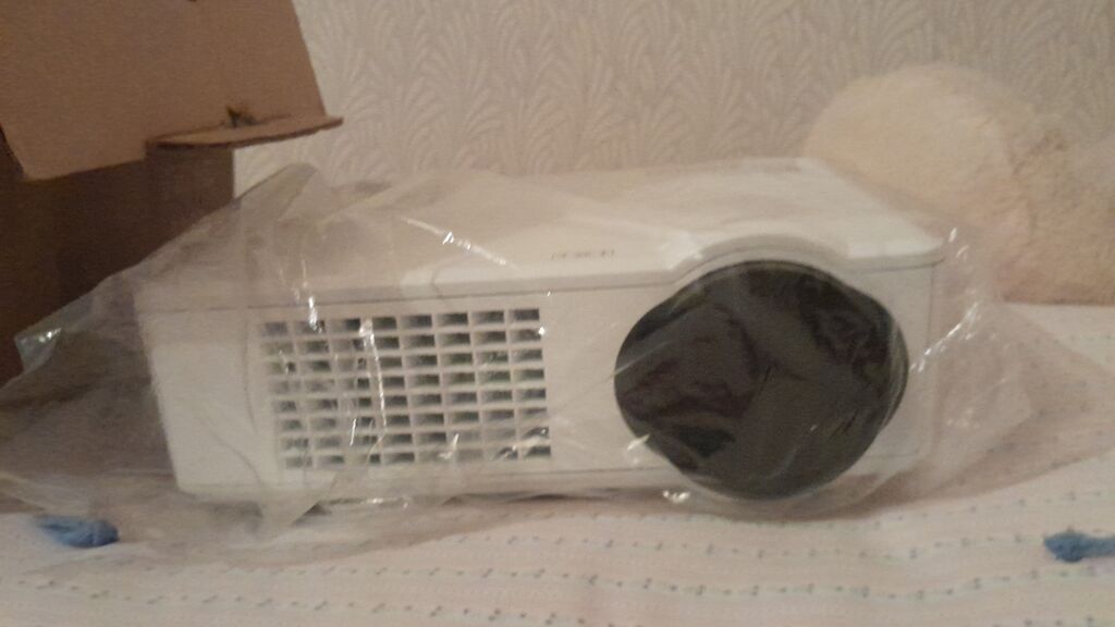 Multimedial LED Proyektor – model T926/T926S/T928/T928S — Proyekterlər, Liman (7)