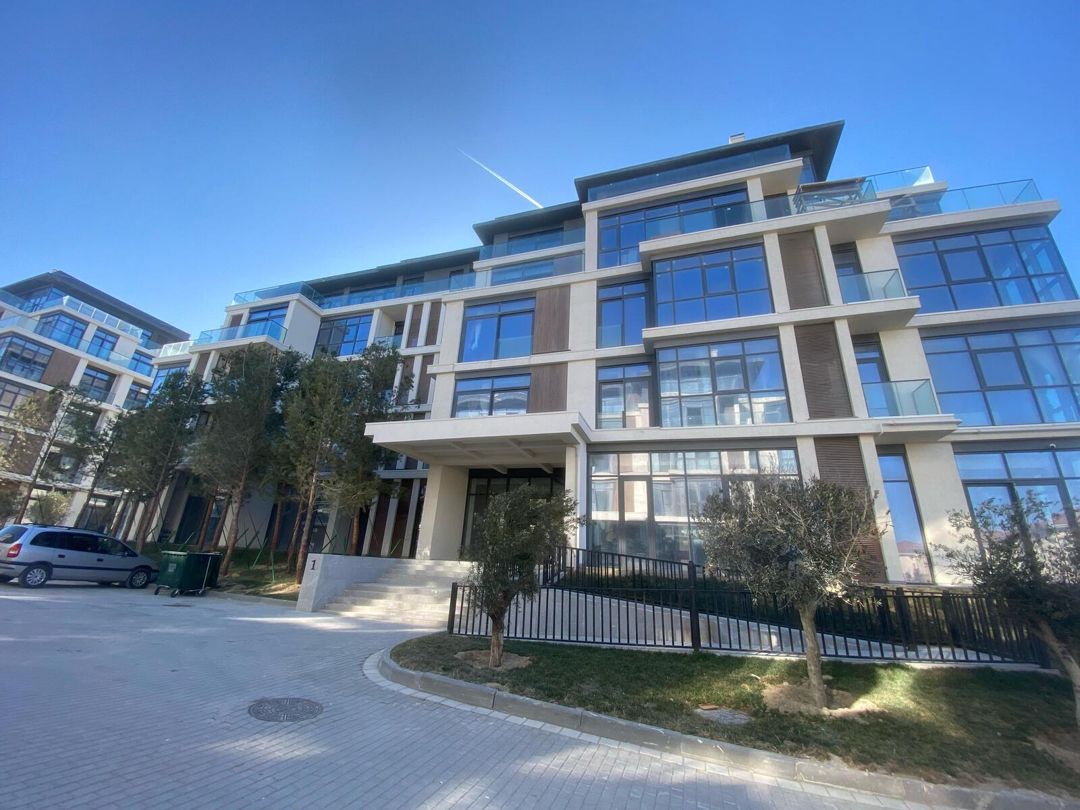 Satılır 4 otaqlı yeni tikili 216 m² — Mənzil, Bakı (2)