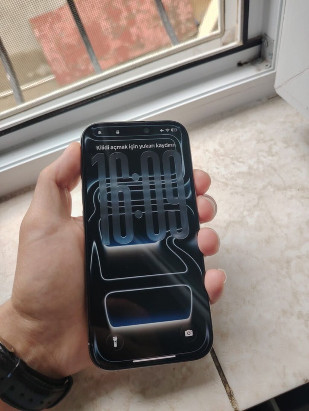IPhone 16 Pro, 128 GB, Gümüşü, Face ID — Apple iPhone, Xırdalan (3)