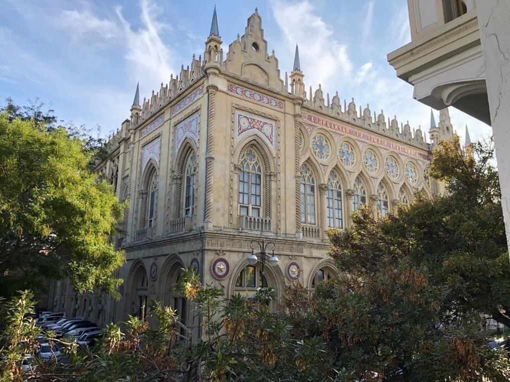 Satılır 4 otaqlı köhnə tikili 112 m² — Mənzil, Bakı (9)