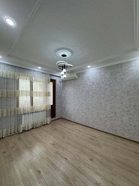 Satılır 2 otaqlı köhnə tikili 55 m² — Bakı