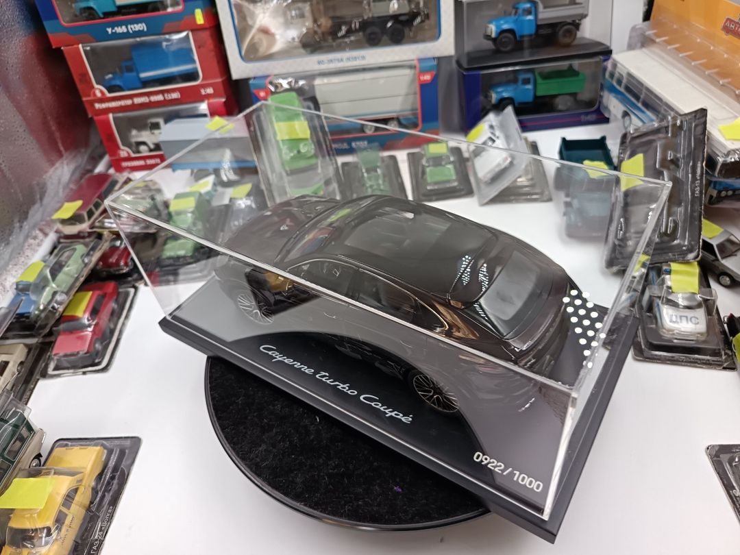 Porsche Cayenne Turbo 1/18 modeli — Kolleksiyalar, Bakı (12)