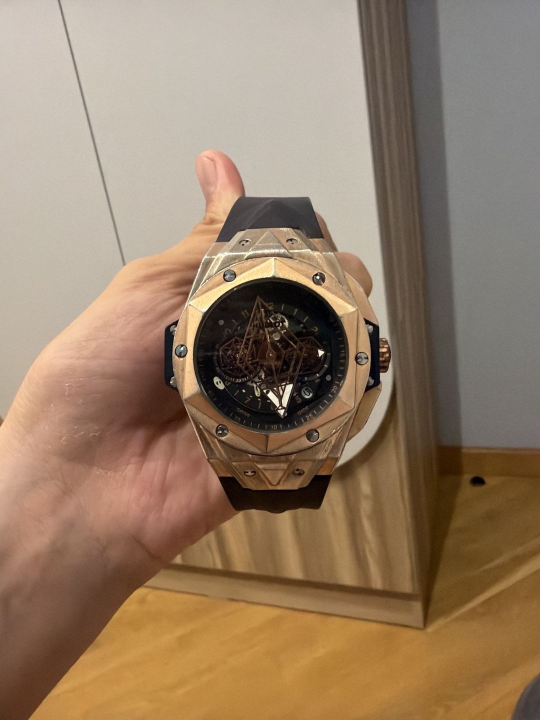 Hublot Geneve Big Bang King qol saatı — Şəxsi əşyalar, Bakı