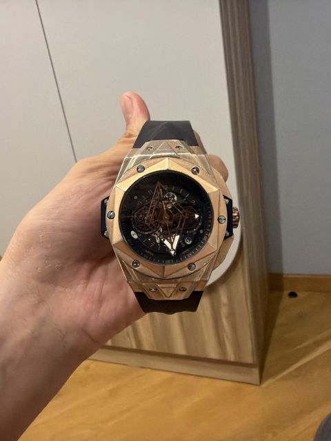 Hublot Geneve Big Bang King qol saatı — 200 ₼ · Bakı · Şəxsi əşyalar Hublot Geneve Big Bang King qol saatı — Bakı