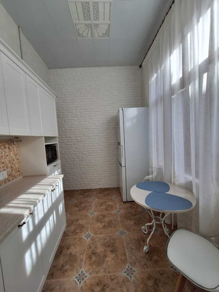 İcarəyə verilir 2 otaqlı köhnə tikili 80 m² — Mənzil, Bakı (8)