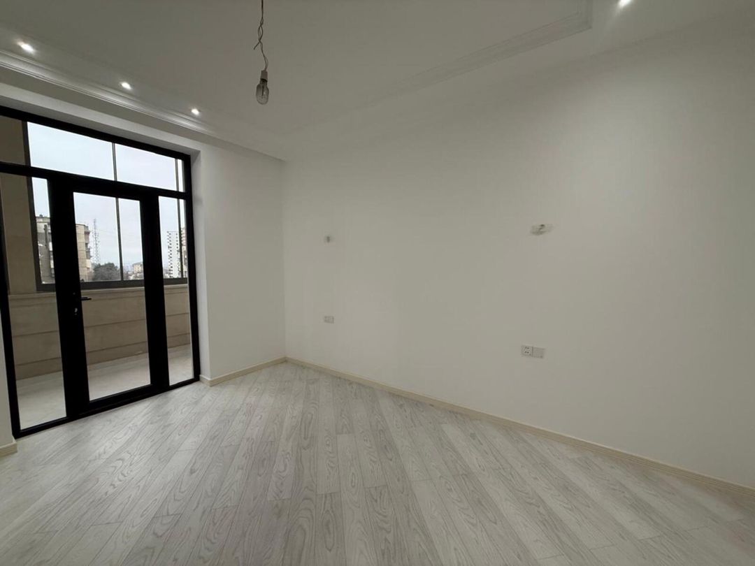 Satılır 6 otaqlı həyət evi/bağ evi 320 m² — Ev, villa, Bakı (4)